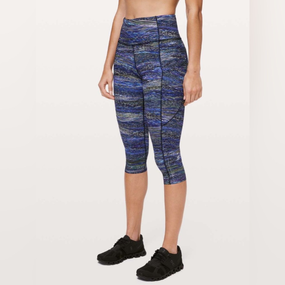 lululemon | size 6 Fast and‎ Free Crop II 19" *Nulux
Interconnect Blue Multi